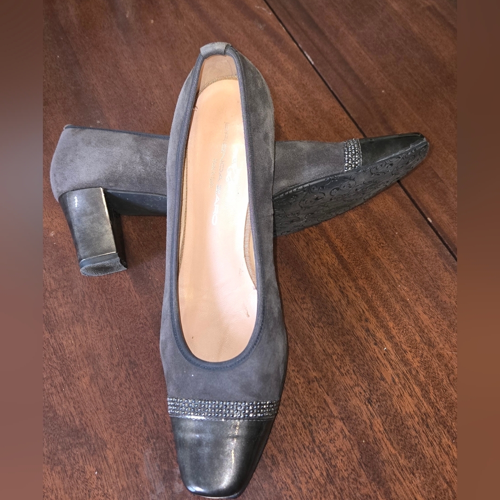 Brenda Zaro Spain gray suede chunky heels crystal stripe patent toecap sz EU 40
